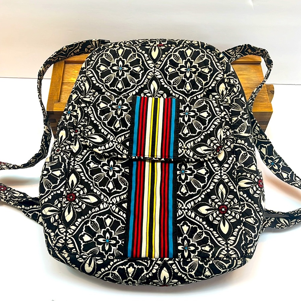 Vera Bradley Backpack - Picture 4 of 10